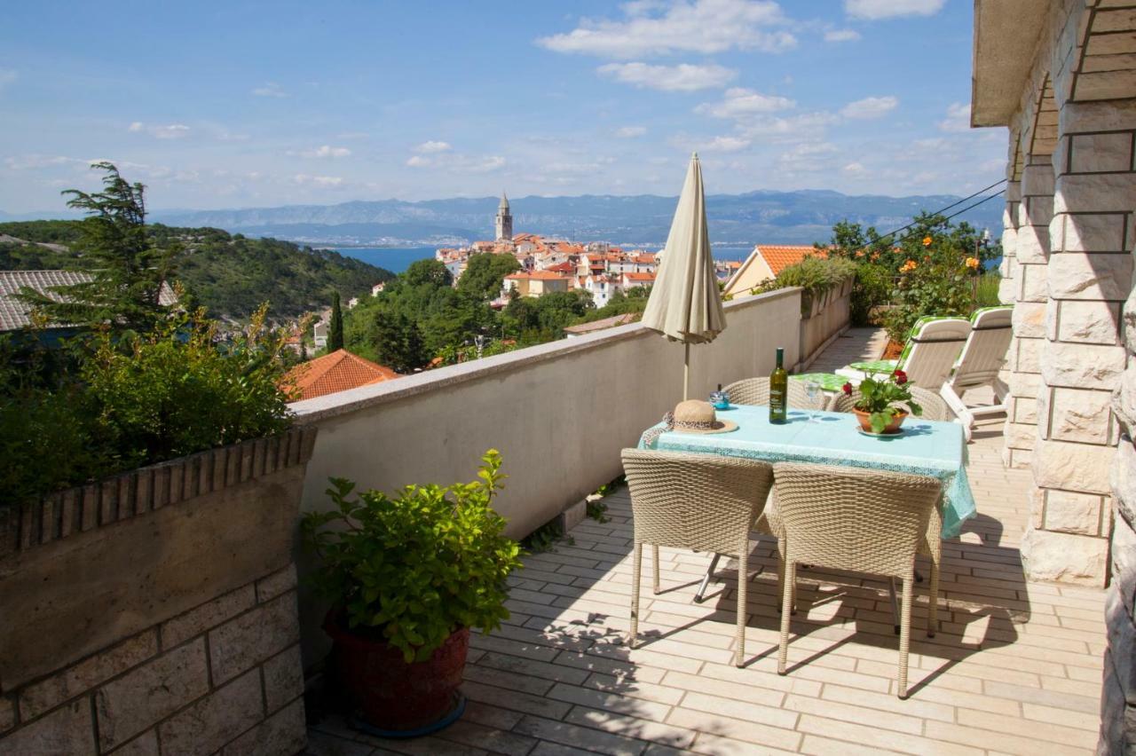 Apartments Marija Vrbnik  Exterior foto
